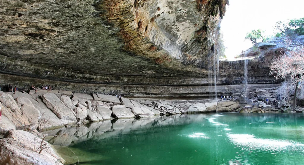 Hamilton Pool Preserve waterfall, one of the hidden places to visit near Austin