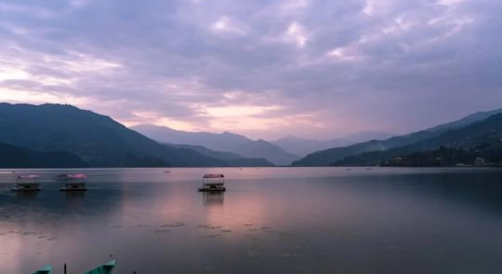 where is Pokhara located in Nepal map showing Pokhara location